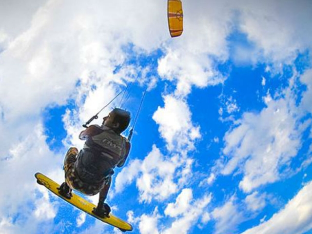  Kitesurfing jump 